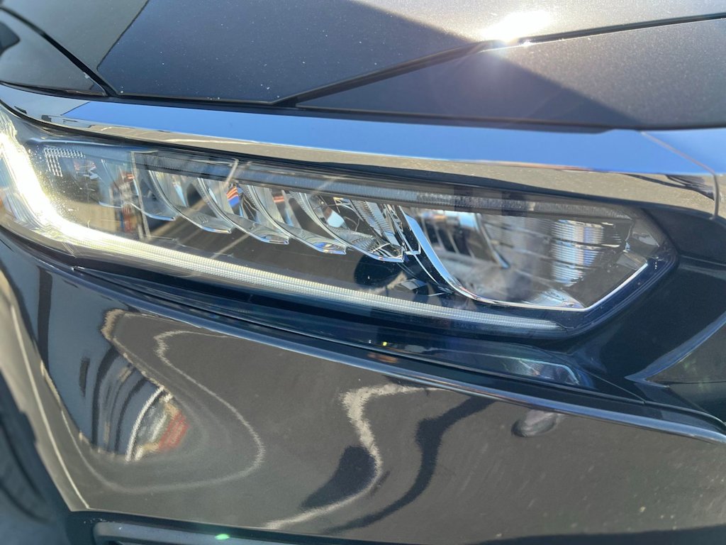 Thumbnail: 2018 Honda Accord - 18