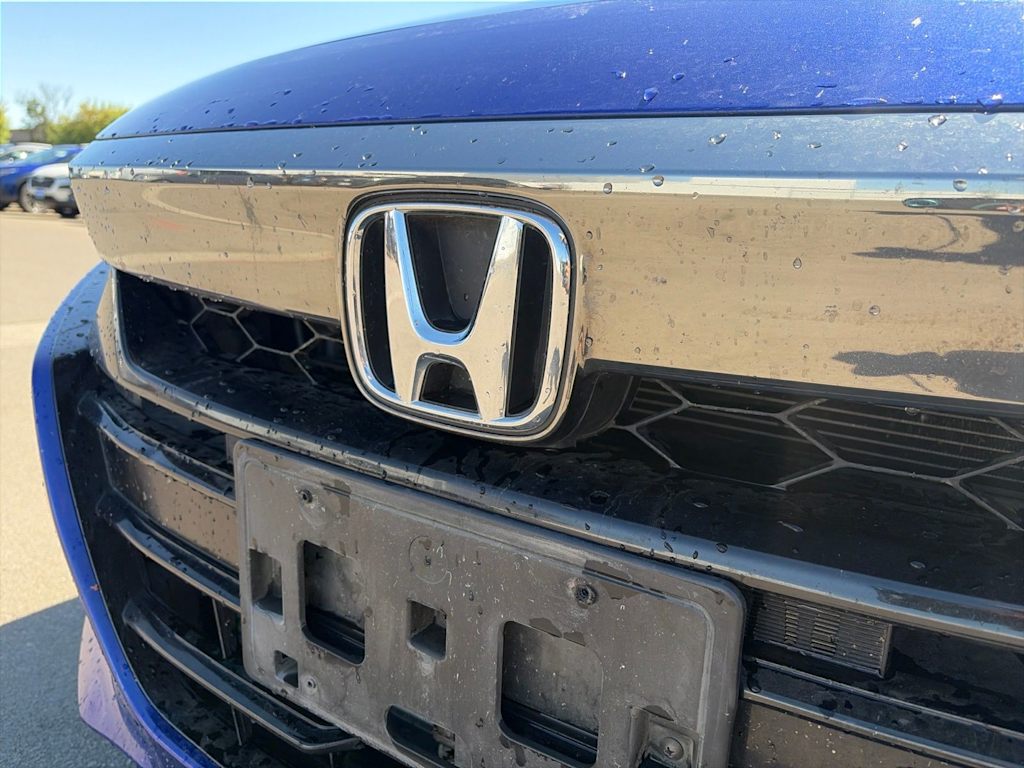 Thumbnail: 2018 Honda Accord - 6