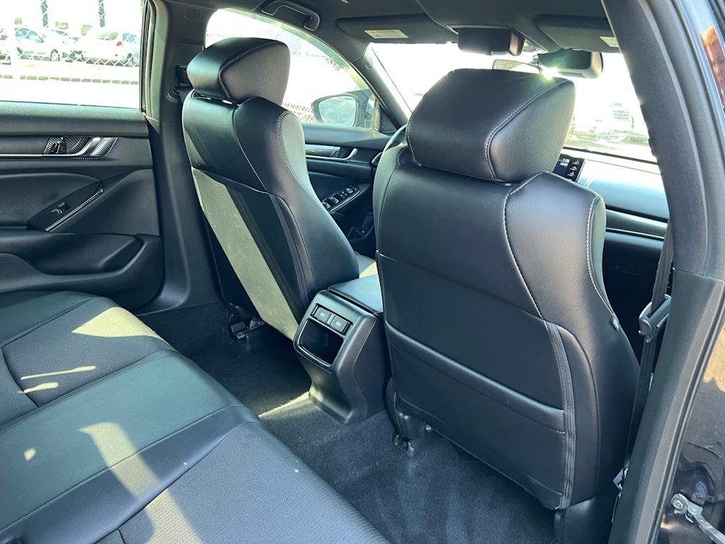 Thumbnail: 2021 Honda Accord - 31