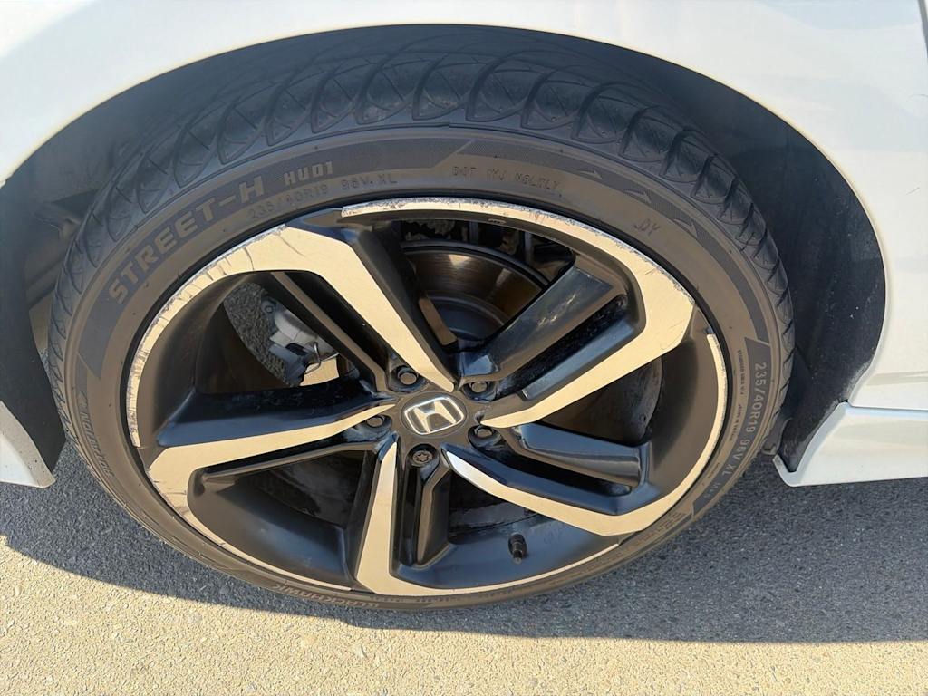 Thumbnail: 2018 Honda Accord - 23
