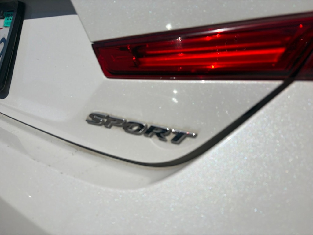 Thumbnail: 2018 Honda Accord - 25