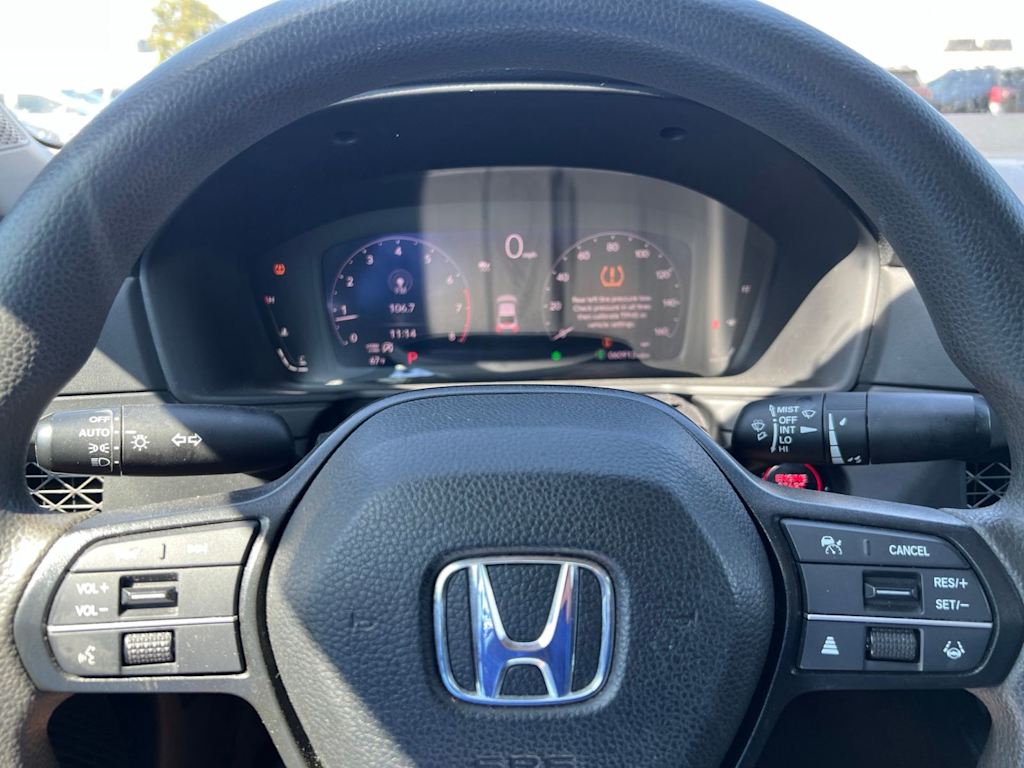 Thumbnail: 2023 Honda Accord - 31