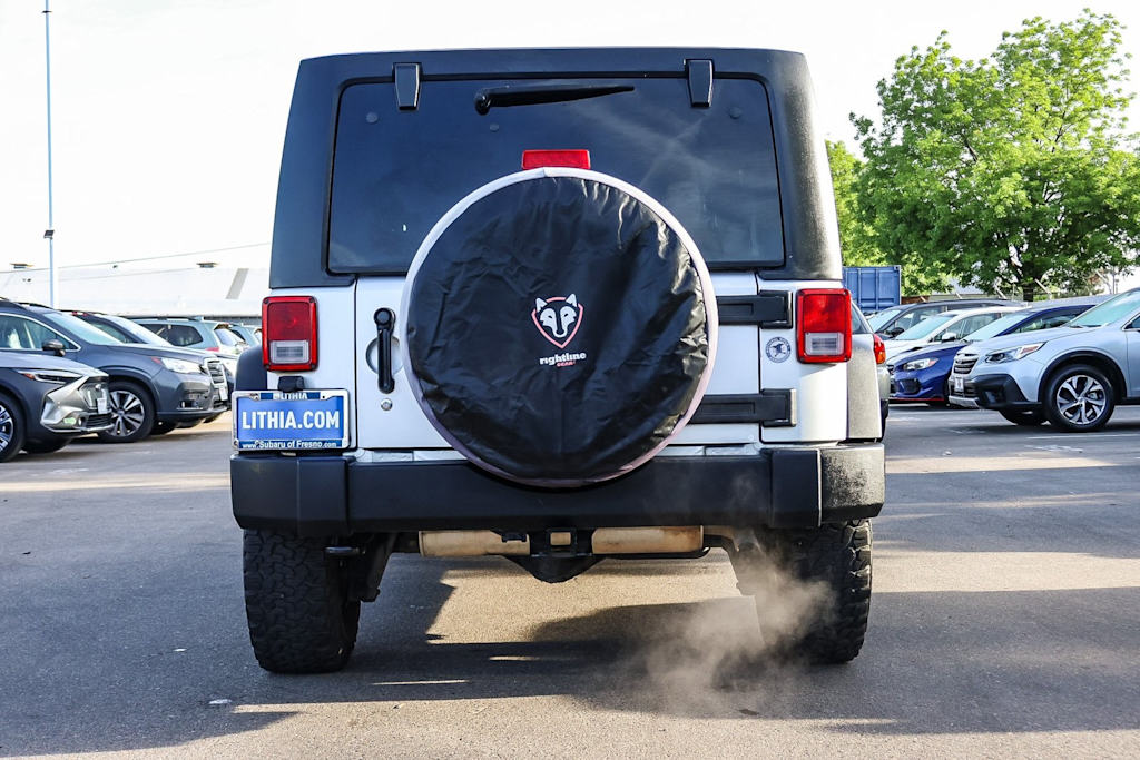 2011 Jeep Wrangler Unlimited Sport 2