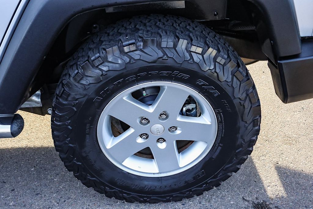 2011 Jeep Wrangler Unlimited Sport 6