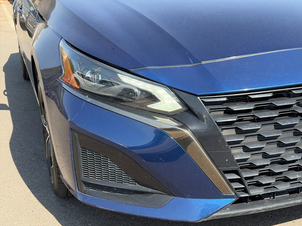 Thumbnail: 2024 Nissan Altima - 5