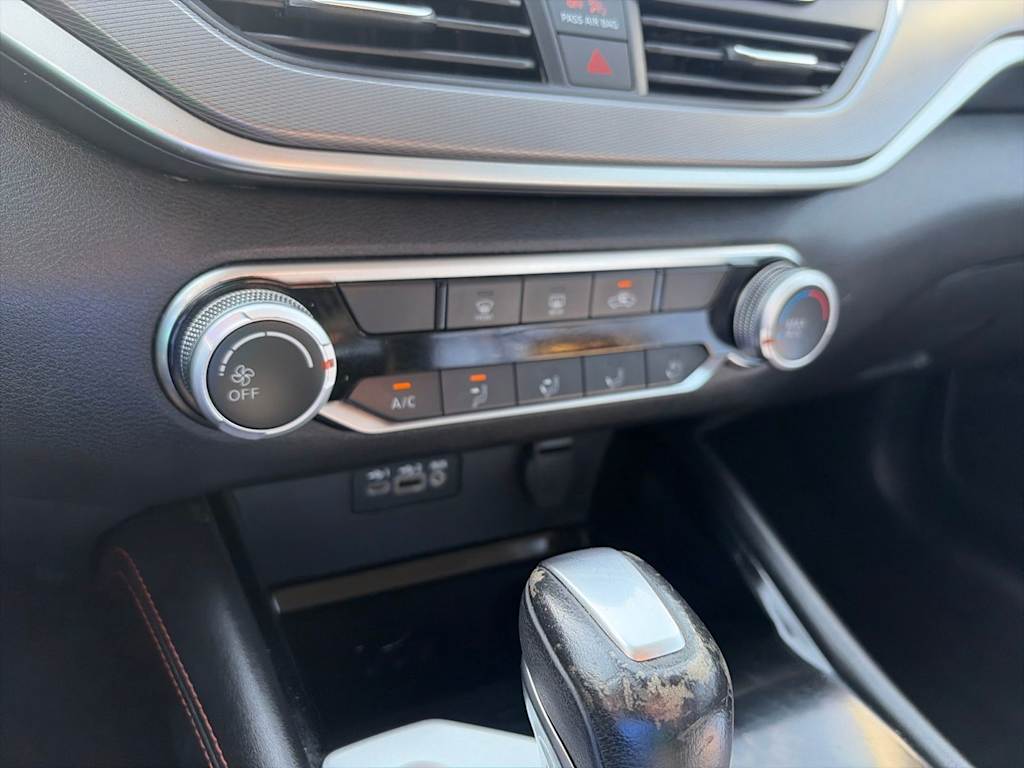 Thumbnail: 2024 Nissan Altima - 32