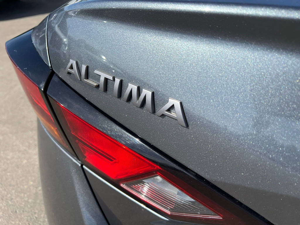 Thumbnail: 2023 Nissan Altima - 7
