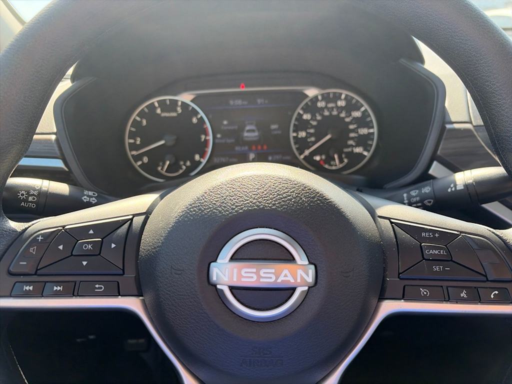 Thumbnail: 2025 Nissan Altima - 33