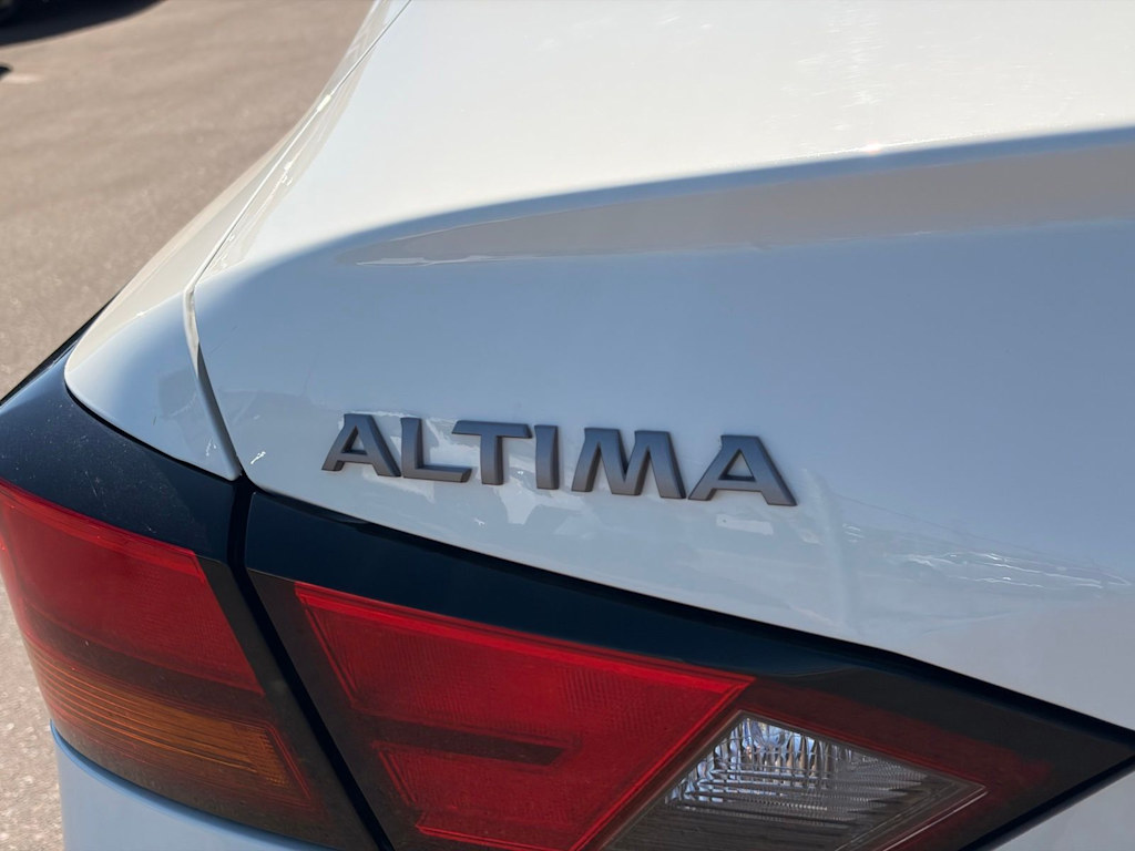 Thumbnail: 2025 Nissan Altima - 6