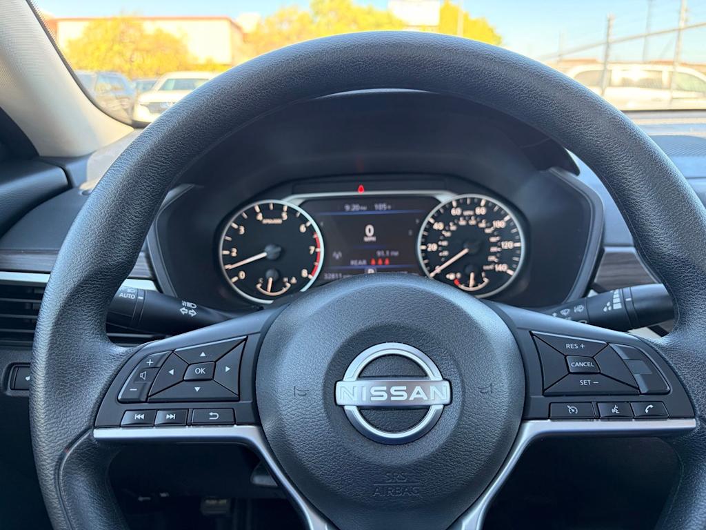 Thumbnail: 2025 Nissan Altima - 11