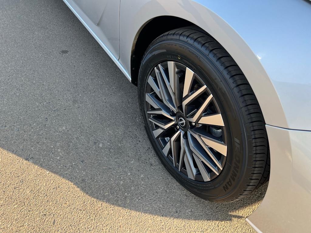 Thumbnail: 2023 Nissan Altima - 34