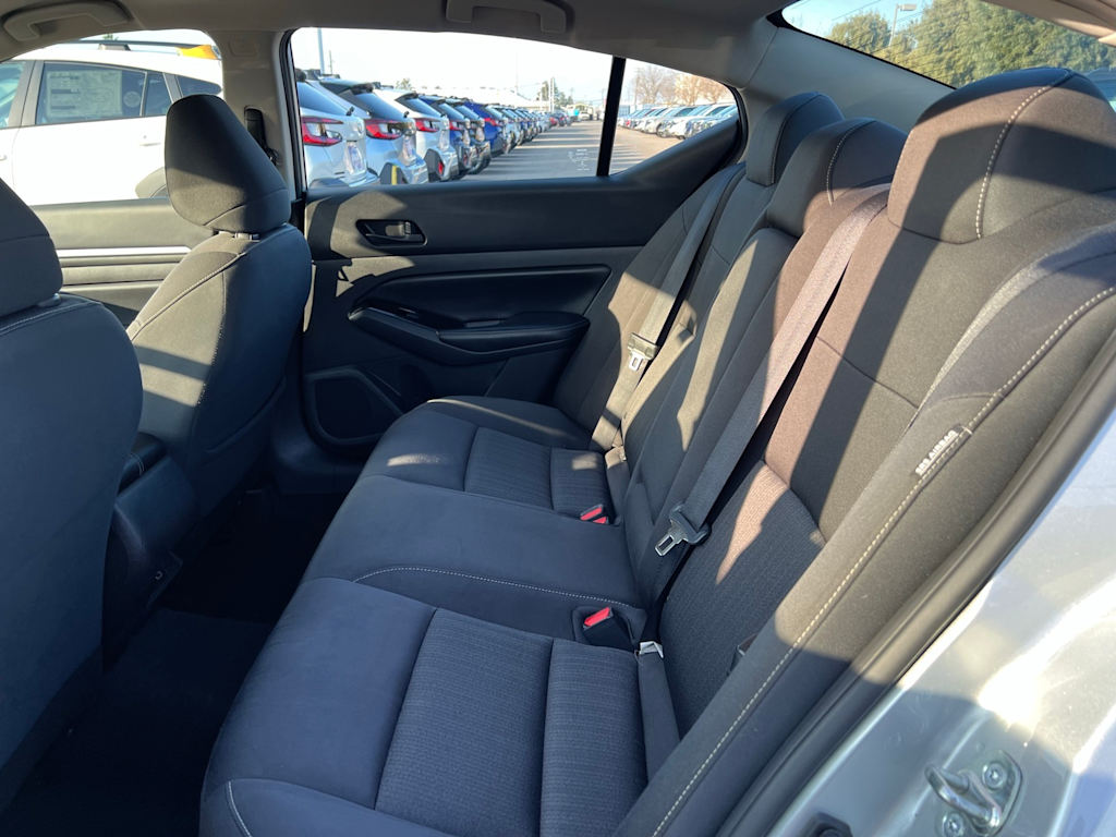 Thumbnail: 2023 Nissan Altima - 28