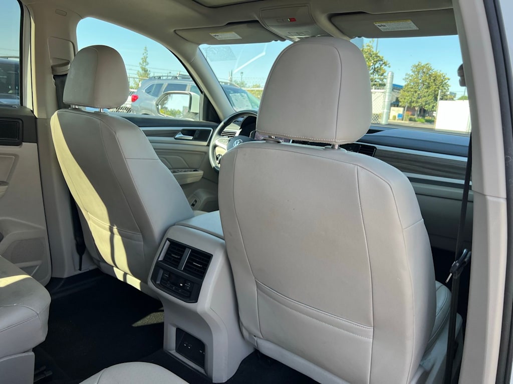 Thumbnail: 2021 Volkswagen Atlas - 26