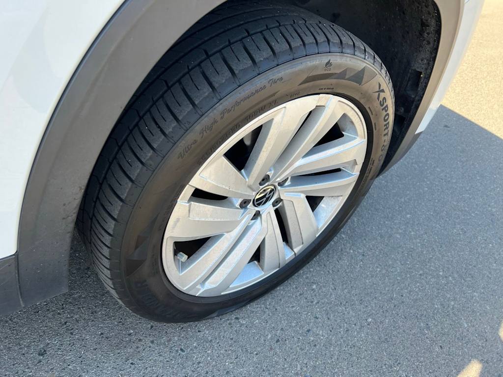 Thumbnail: 2021 Volkswagen Atlas - 28