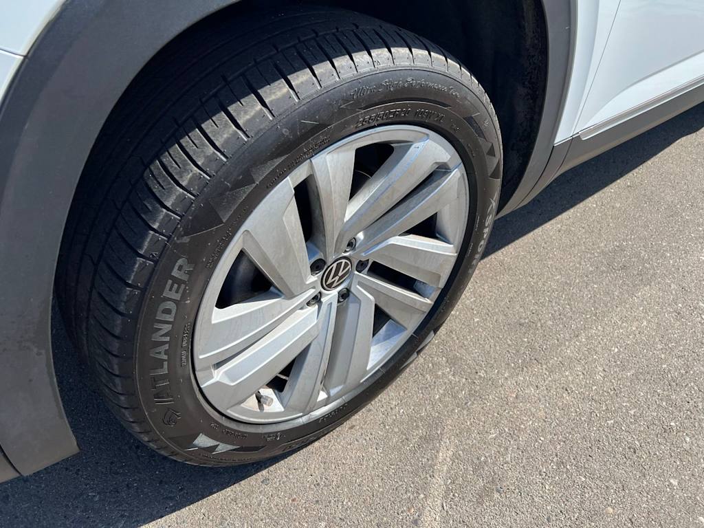 Thumbnail: 2021 Volkswagen Atlas - 8