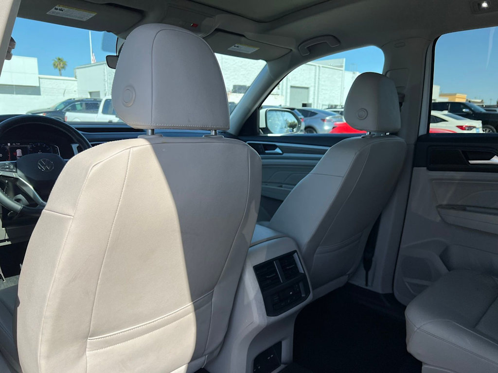 Thumbnail: 2021 Volkswagen Atlas - 11