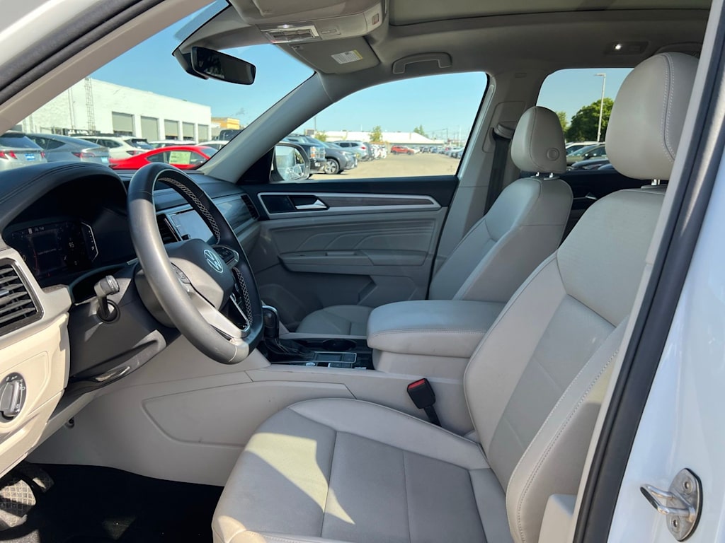 Thumbnail: 2021 Volkswagen Atlas - 10