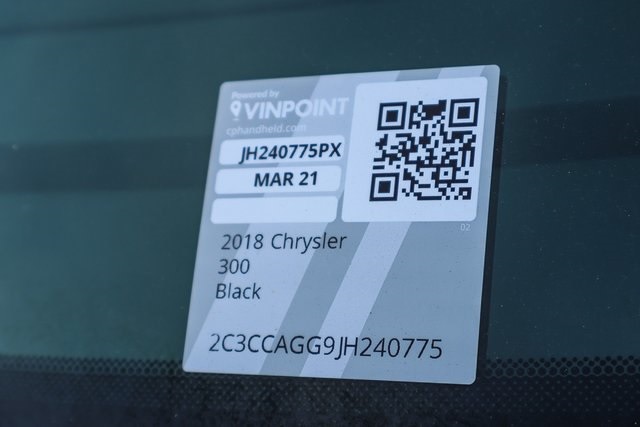 2018 Chrysler 300 S 19