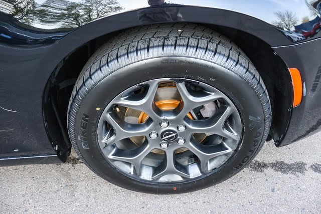 2018 Chrysler 300 S 27