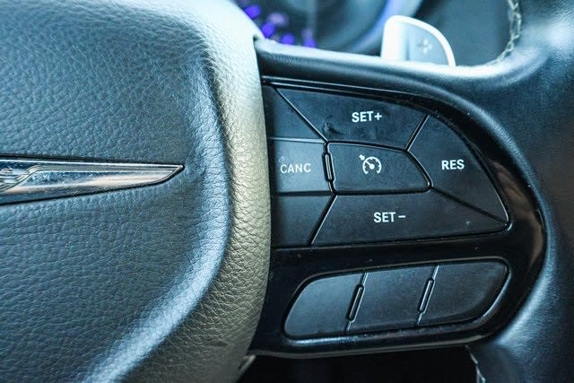 2018 Chrysler 300 S 42