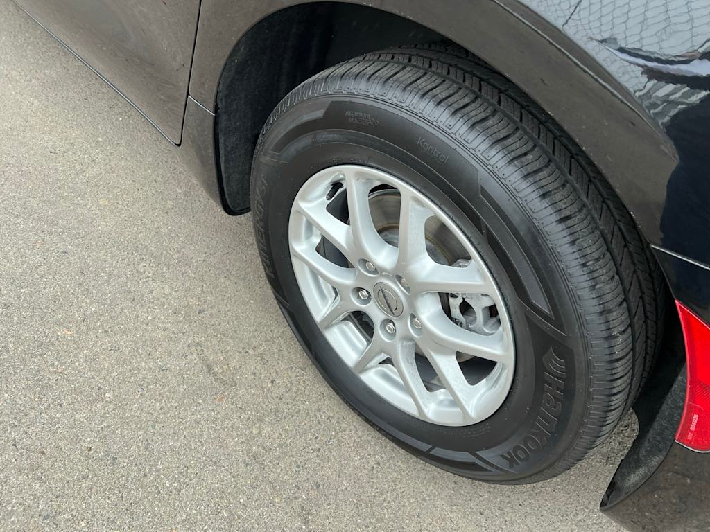 Thumbnail: 2022 Chrysler Voyager - 26