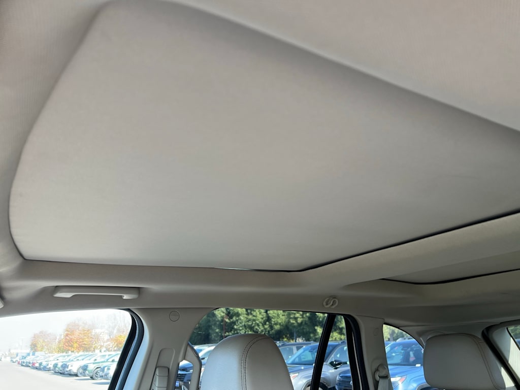 Thumbnail: 2013 Ford Edge - 37