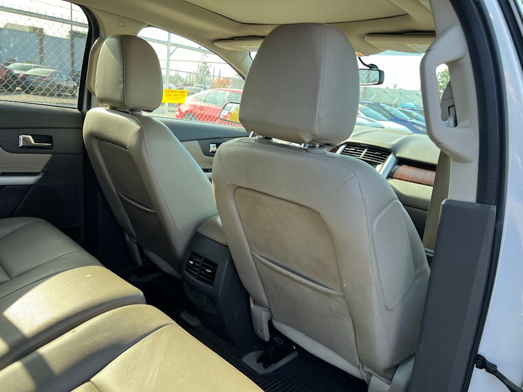 Thumbnail: 2013 Ford Edge - 29