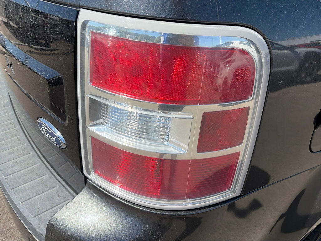 Thumbnail: 2016 Ford Flex - 18