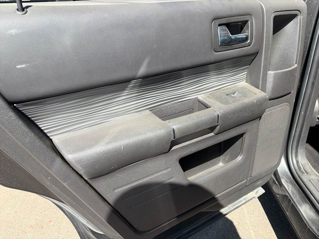 Thumbnail: 2016 Ford Flex - 23