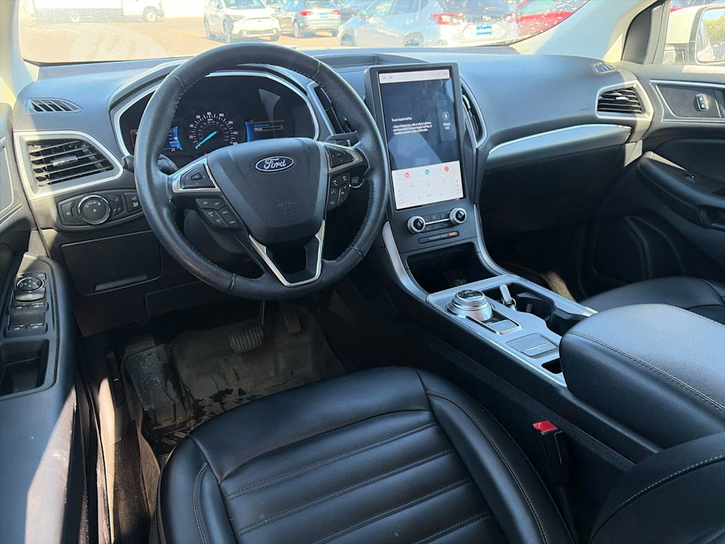 Thumbnail: 2021 Ford Edge - 2