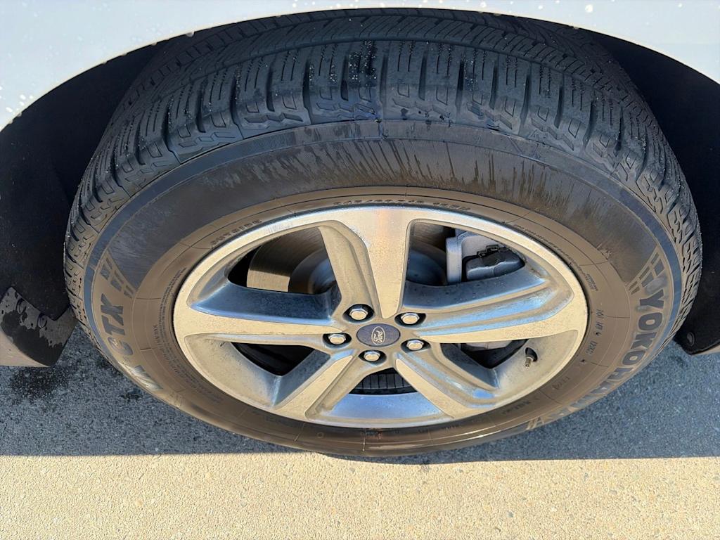 Thumbnail: 2021 Ford Edge - 5