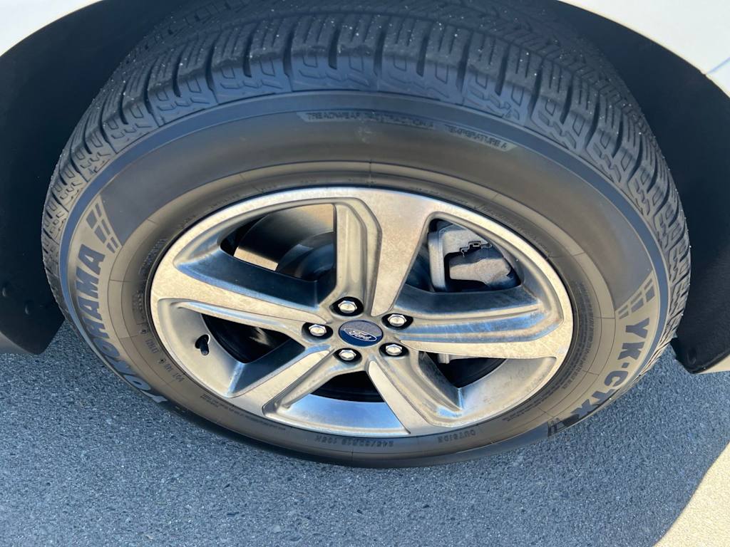 Thumbnail: 2021 Ford Edge - 23