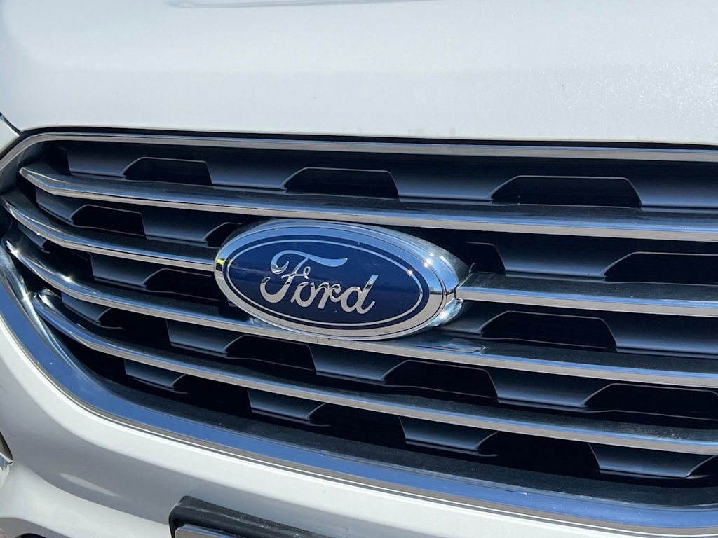 Thumbnail: 2021 Ford Edge - 6