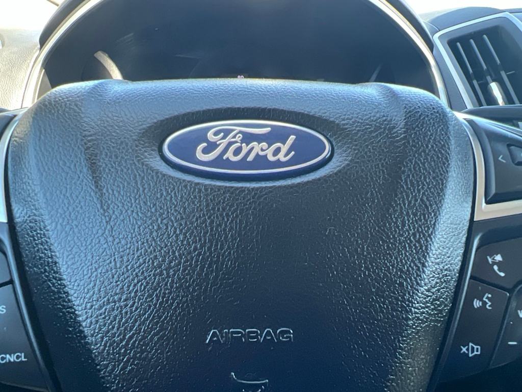 Thumbnail: 2021 Ford Edge - 40