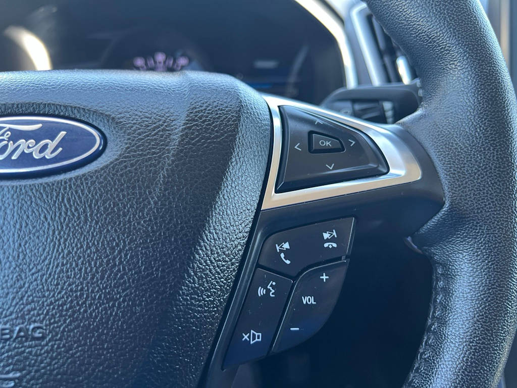 Thumbnail: 2021 Ford Edge - 39