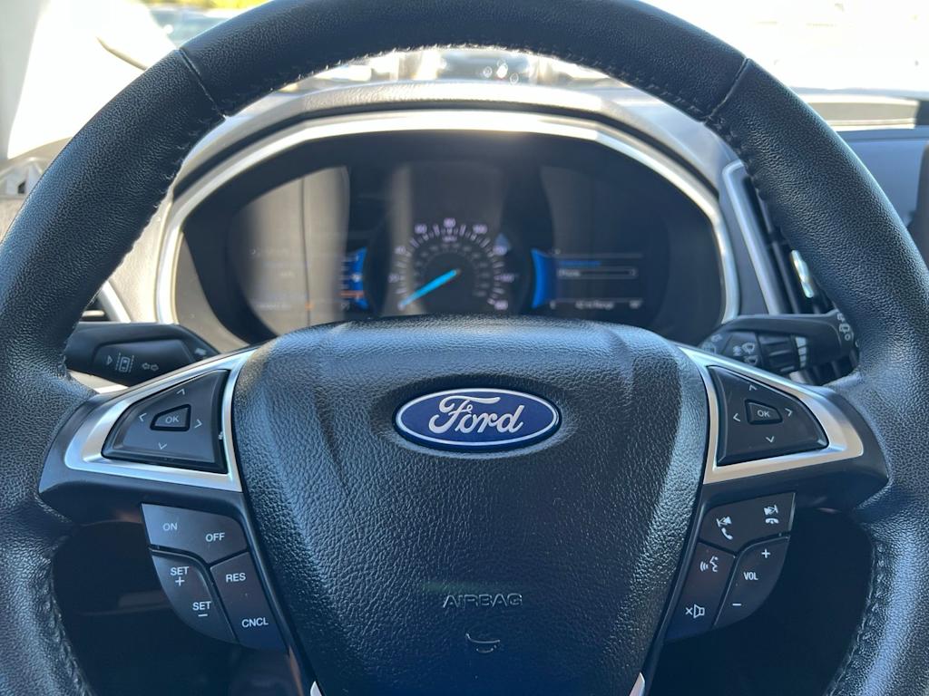 Thumbnail: 2021 Ford Edge - 37