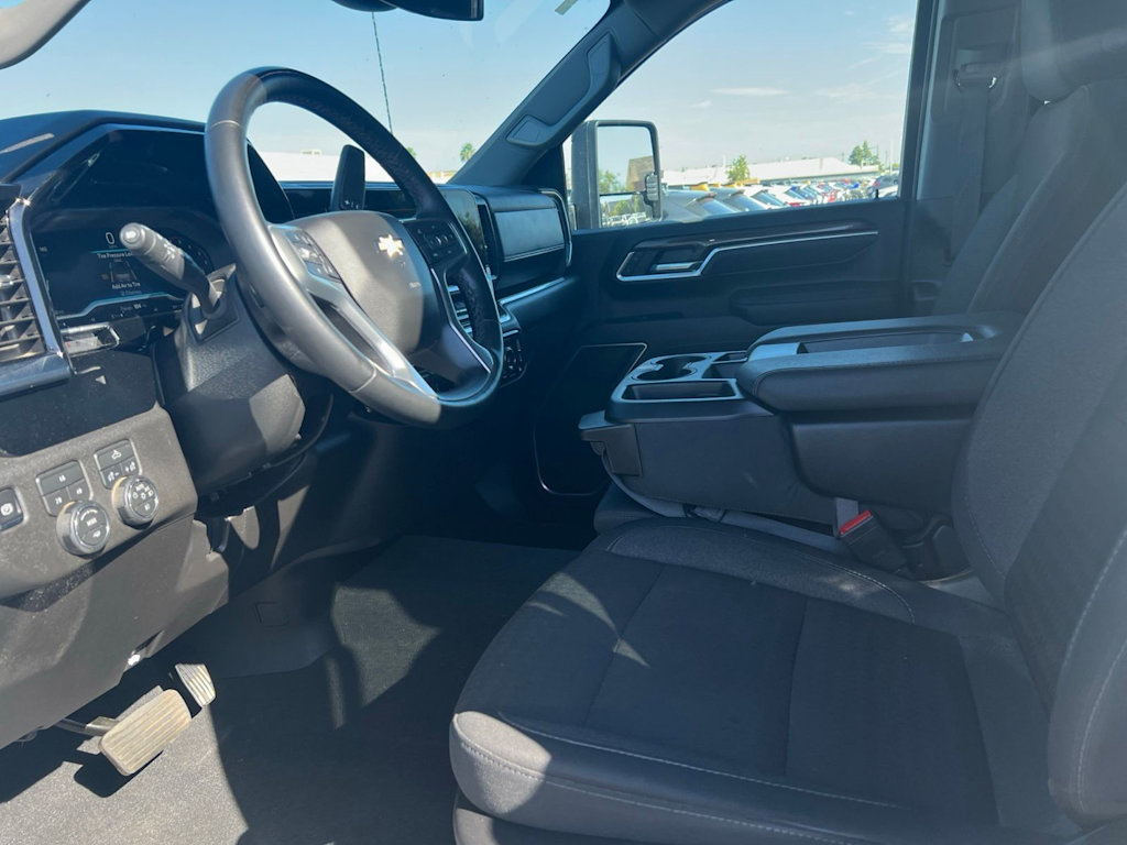 Thumbnail: 2025 Chevrolet Silverado 2500 - 7