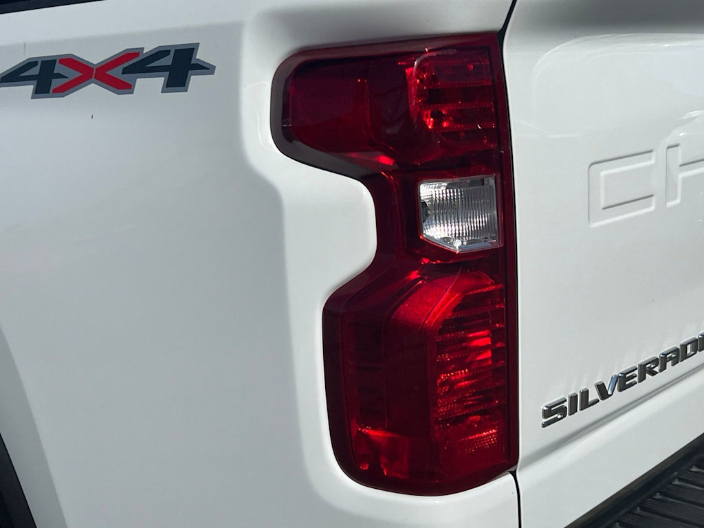 Thumbnail: 2025 Chevrolet Silverado 2500 - 27