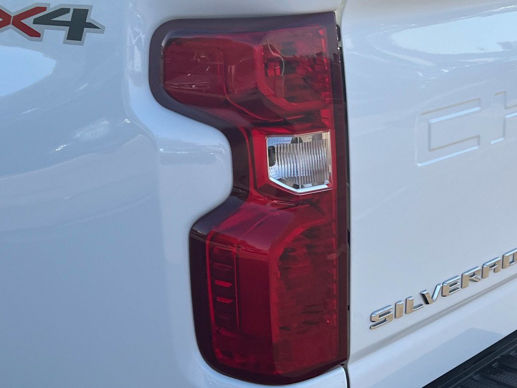Thumbnail: 2025 Chevrolet Silverado 2500 - 28