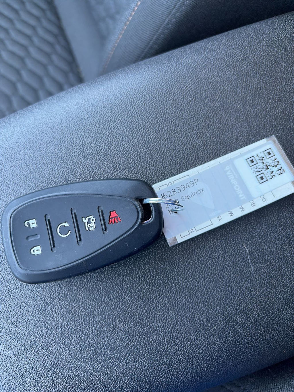 Thumbnail: 2018 Chevrolet Equinox - 15