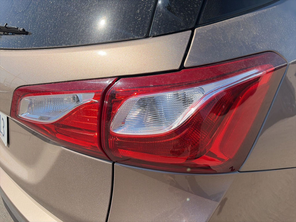 Thumbnail: 2018 Chevrolet Equinox - 24