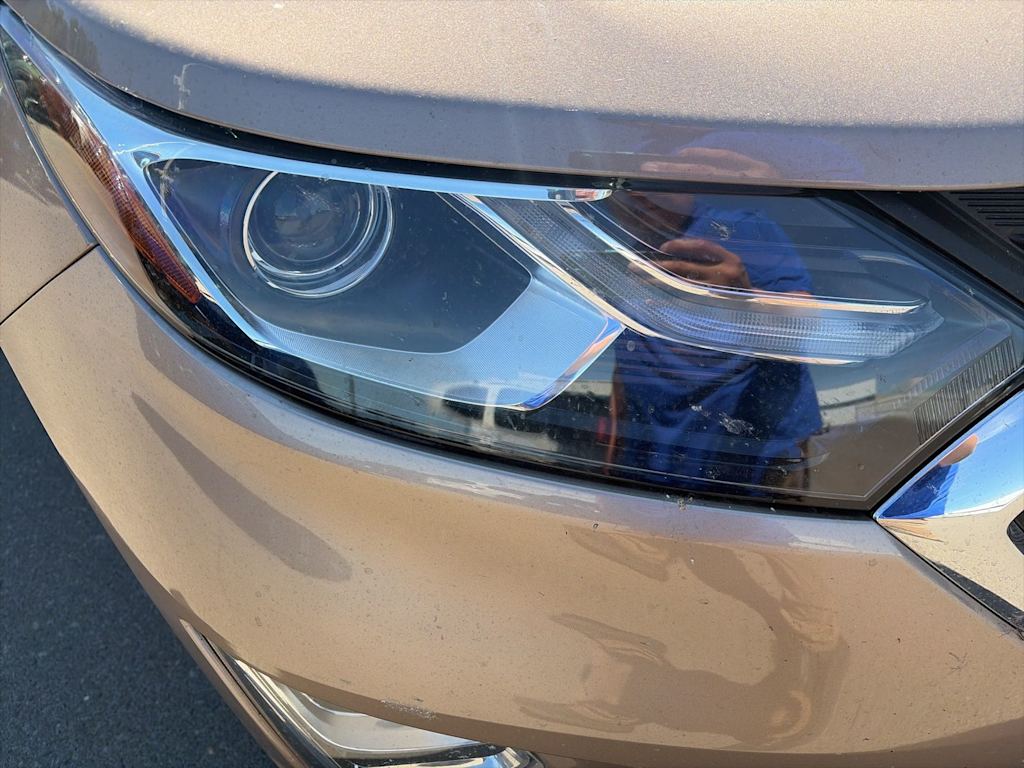 Thumbnail: 2018 Chevrolet Equinox - 18