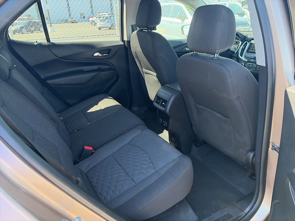 Thumbnail: 2018 Chevrolet Equinox - 10