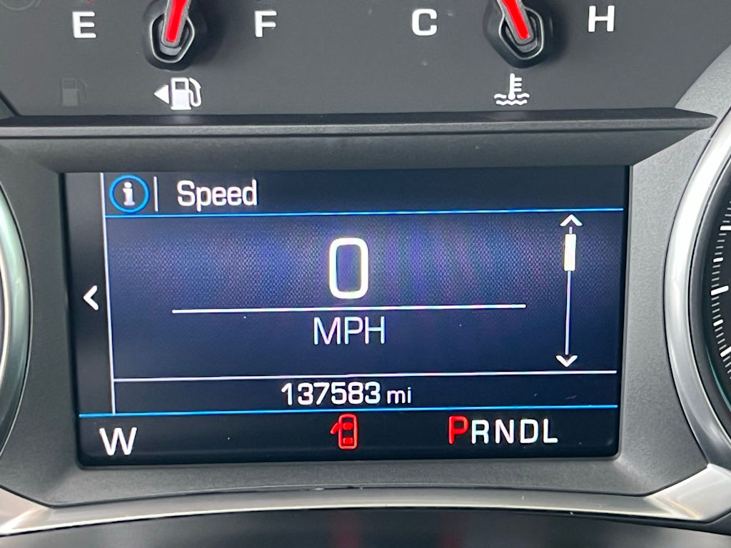 Thumbnail: 2022 Chevrolet Equinox - 38