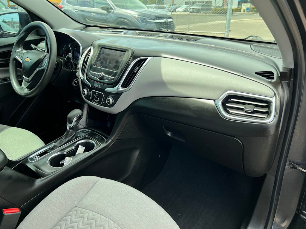 Thumbnail: 2022 Chevrolet Equinox - 9