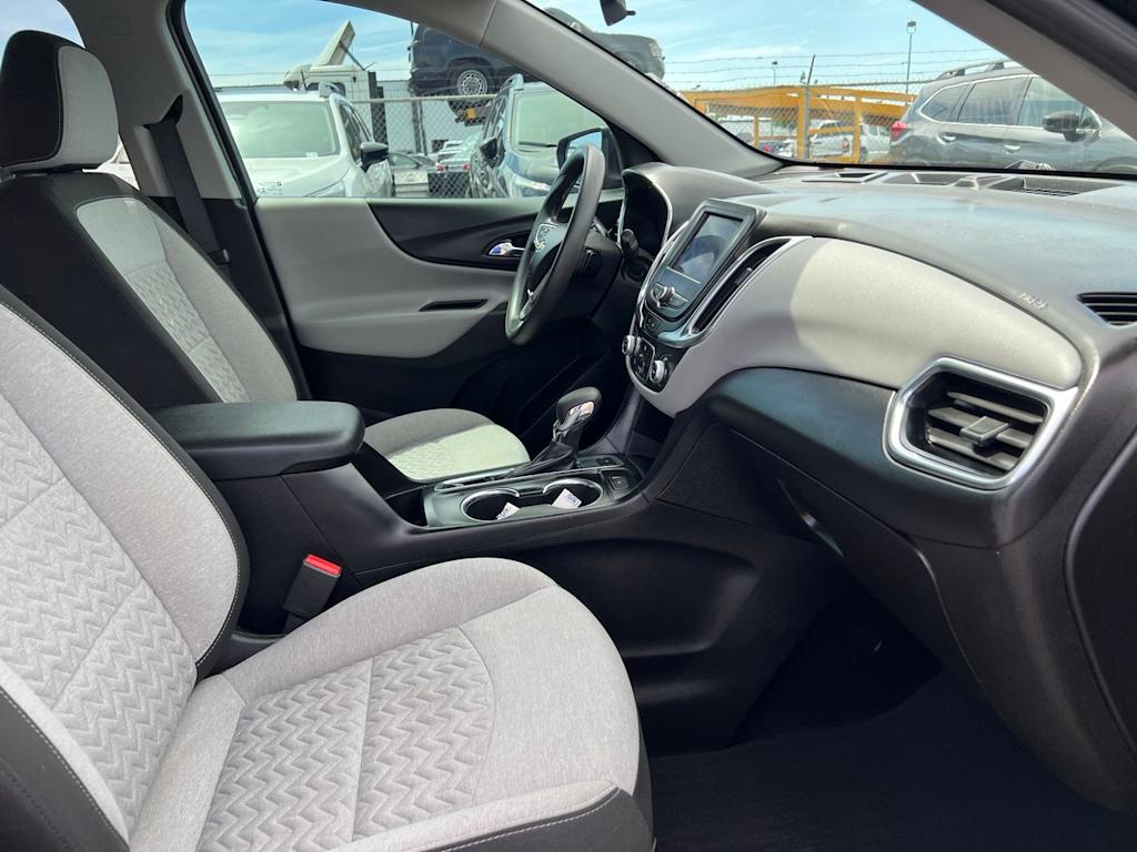 Thumbnail: 2022 Chevrolet Equinox - 11