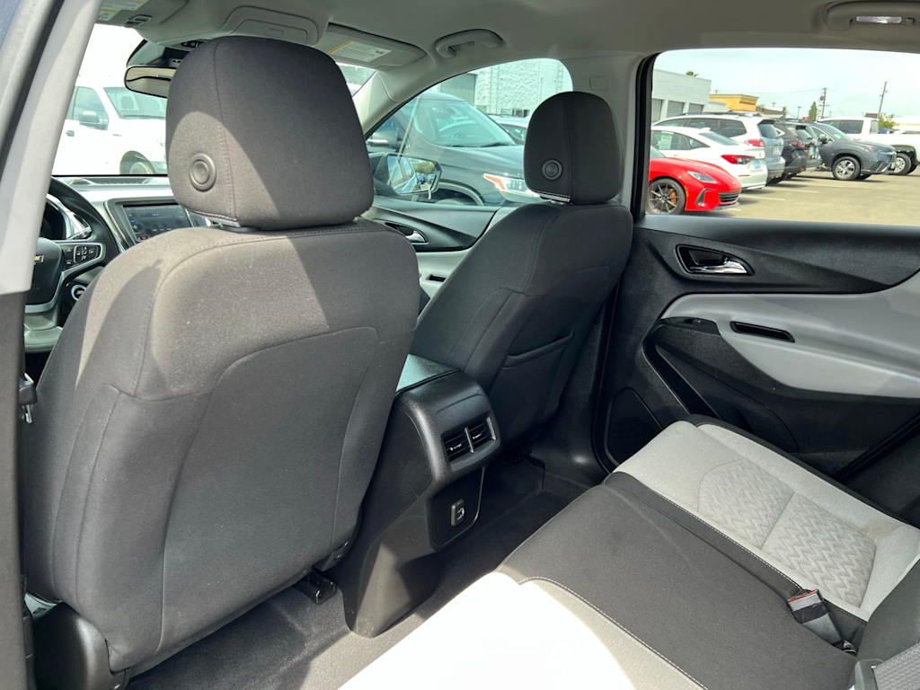 Thumbnail: 2022 Chevrolet Equinox - 12