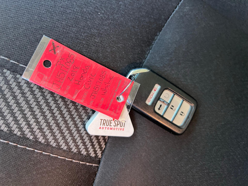 Thumbnail: 2018 Honda Civic - 18