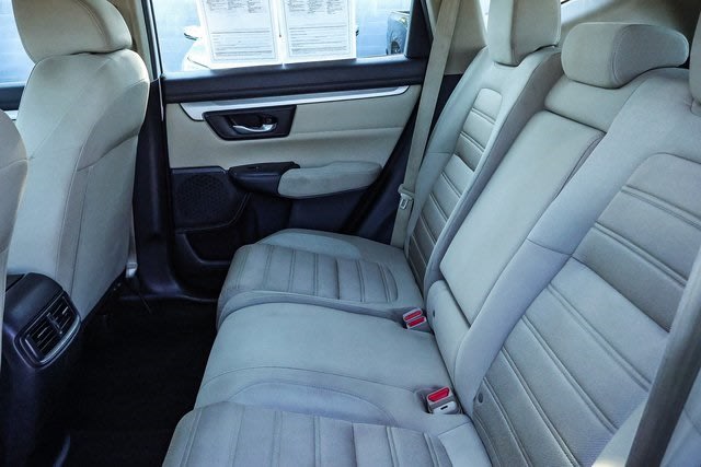 2017 Honda CR-V LX 36