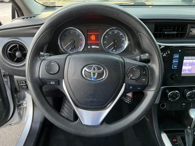 2019 Toyota Corolla L 11